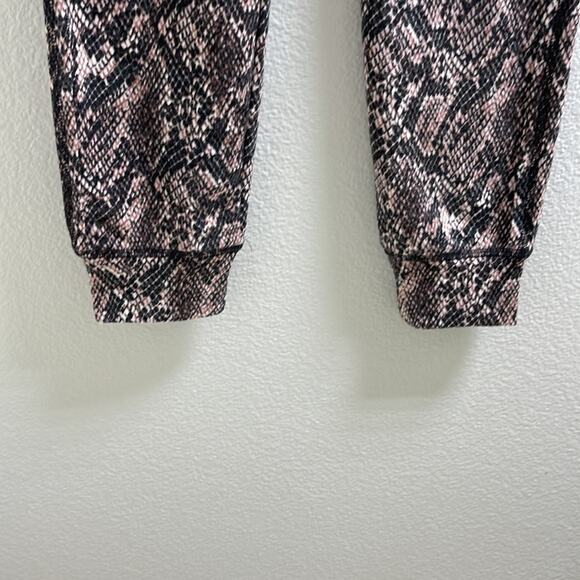 D) Jessica Simpson Wild Snake Pink Erina size Petite Extra Small - Picture 14 of 15